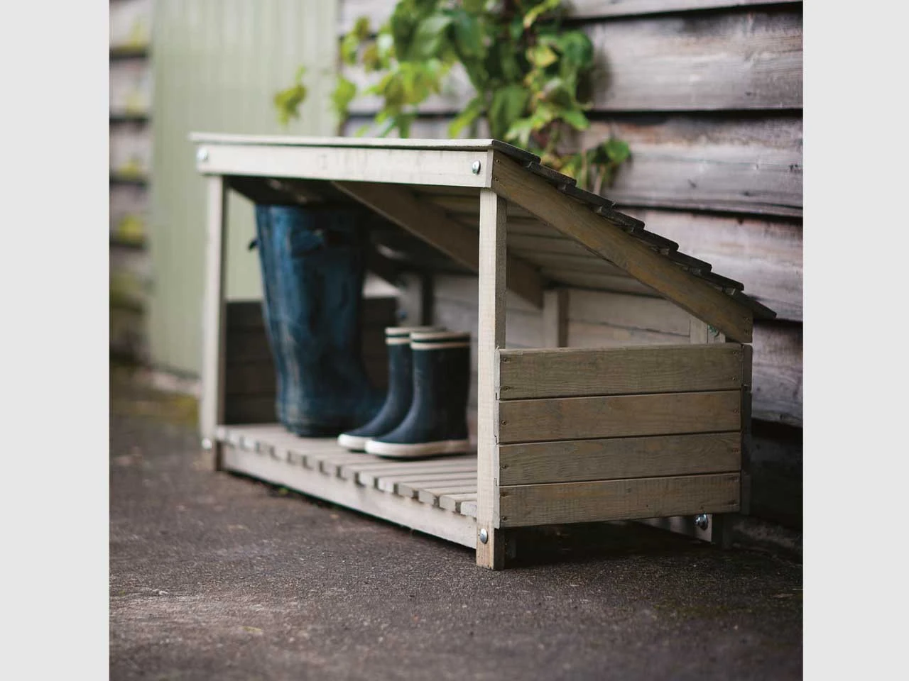 Aldsworth Welly Store - Spruce