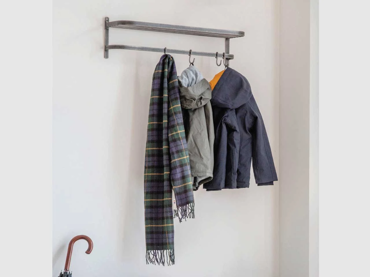 Farringdon Luggage Rack - Steel - Image 2