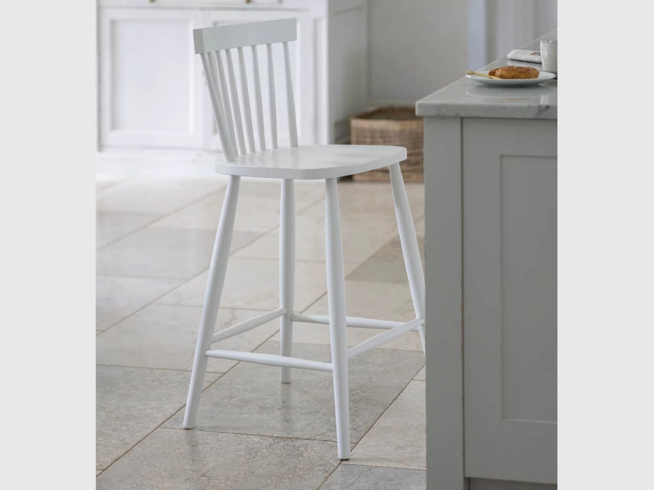 Spindle Bar Stool In Lily White - Beech