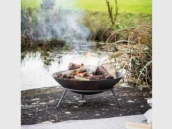 Idbury Fire Pit - Cast Iron