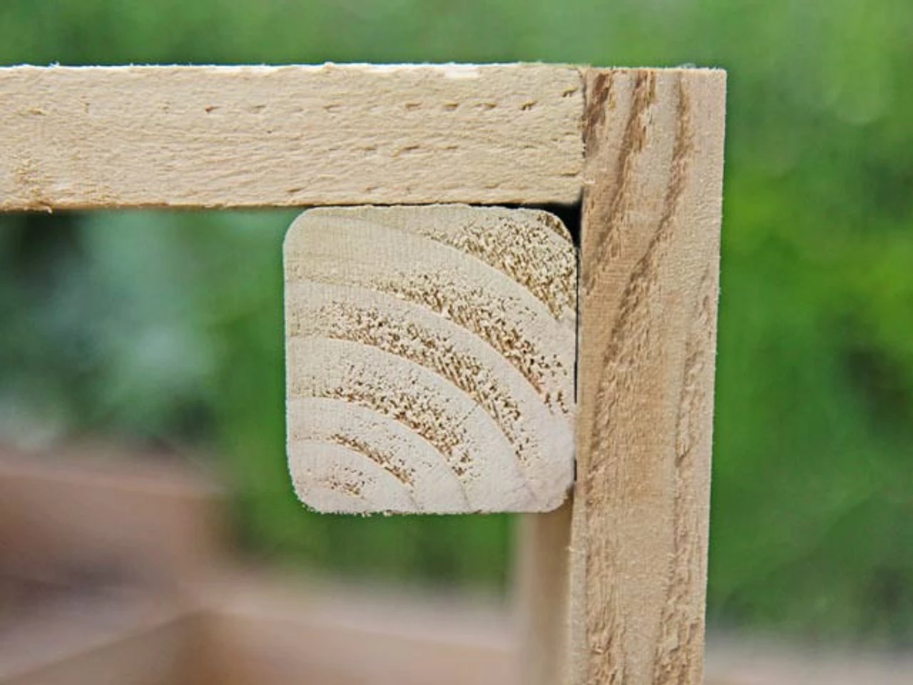 120cm Square Allotment Raised Bed Flatpack Kit - 17.5cm High - Image 3