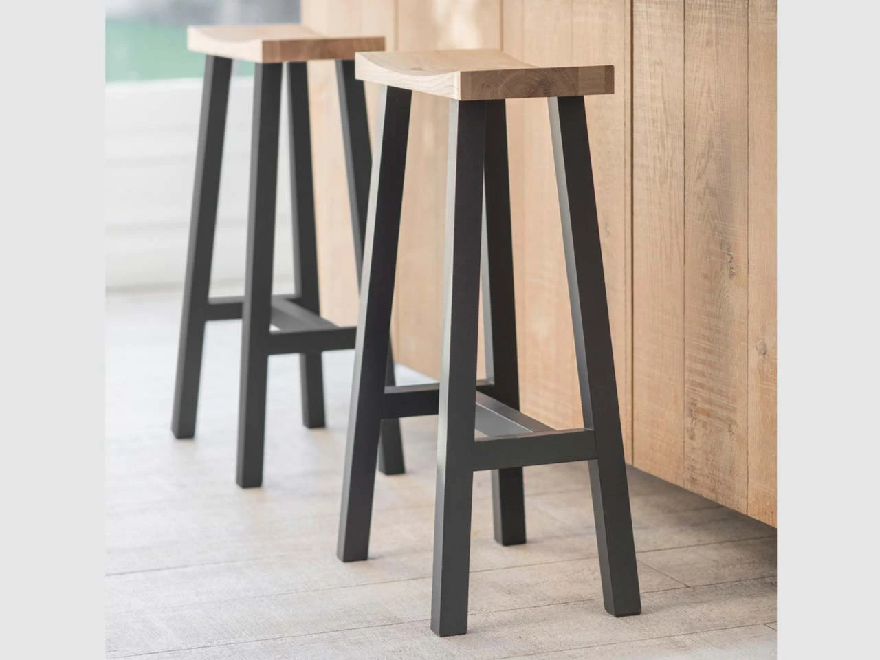 Tall Clockhouse Stool With Carbon Legs - Oak & Beech