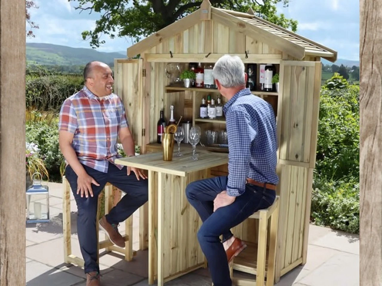 Garden Bar & 2 Stool Set